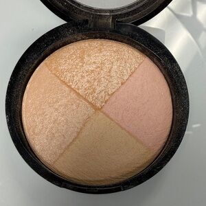 Laura geller baked original highlighter quad French vanilla portofino